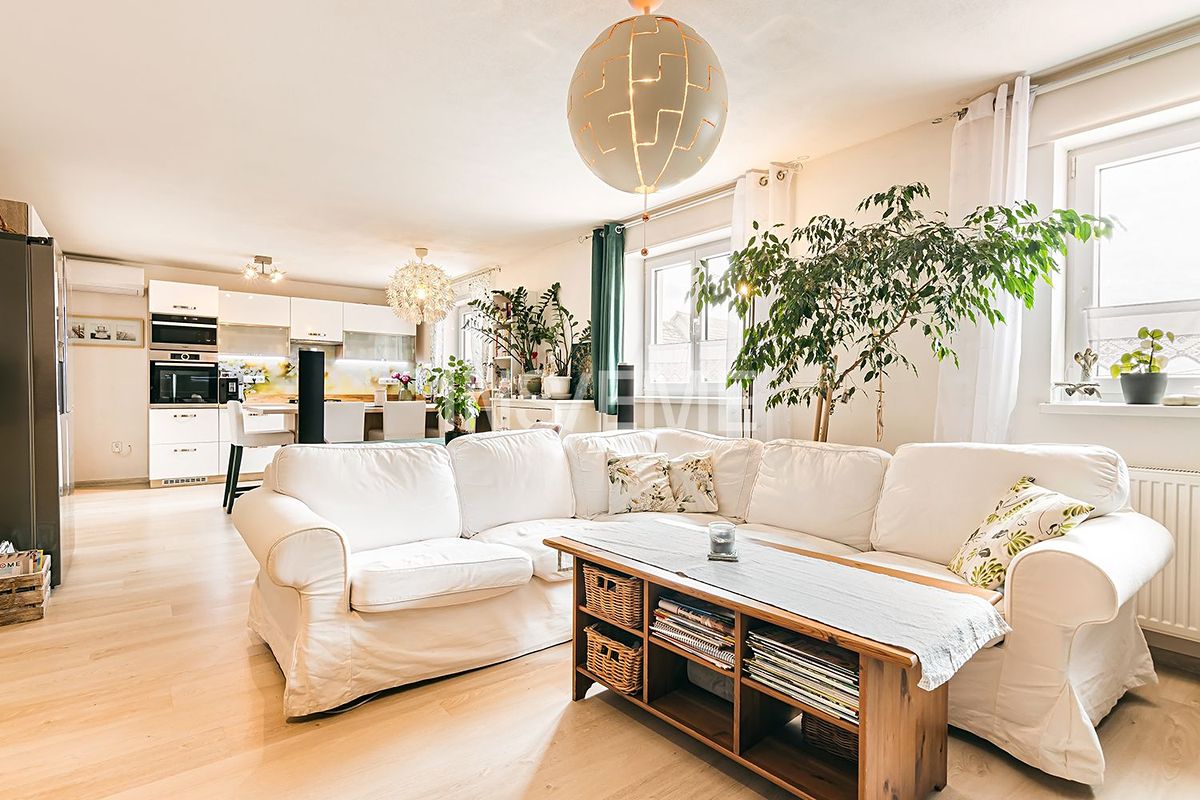 Prodej rodinného domu 180 m², pozemek 354 m²